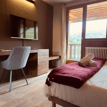 Alpeen Hotel