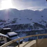 Alpeen Hotel