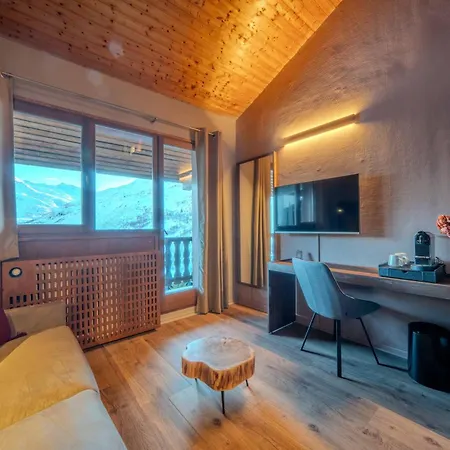 Alpeen Hotel 3*