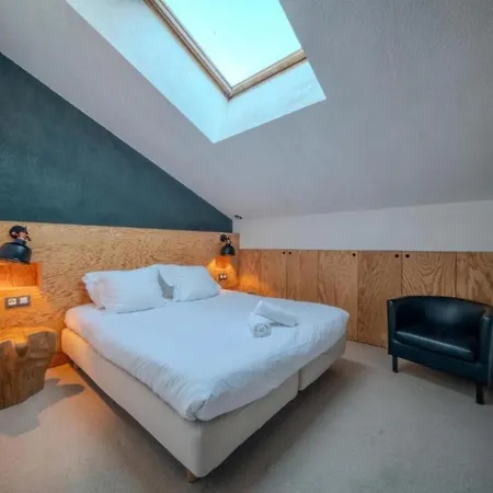 Alpeen Hotel 3*