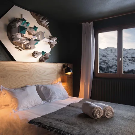 Alpeen Hotel